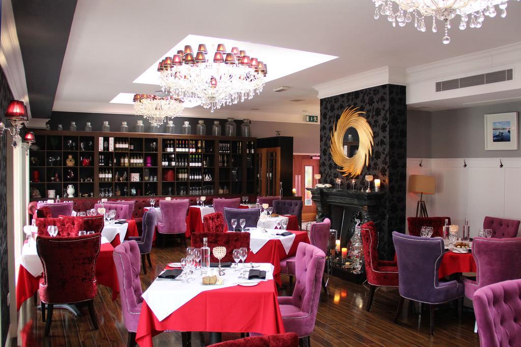 The Talbot Hotel Belmullet Exterior foto