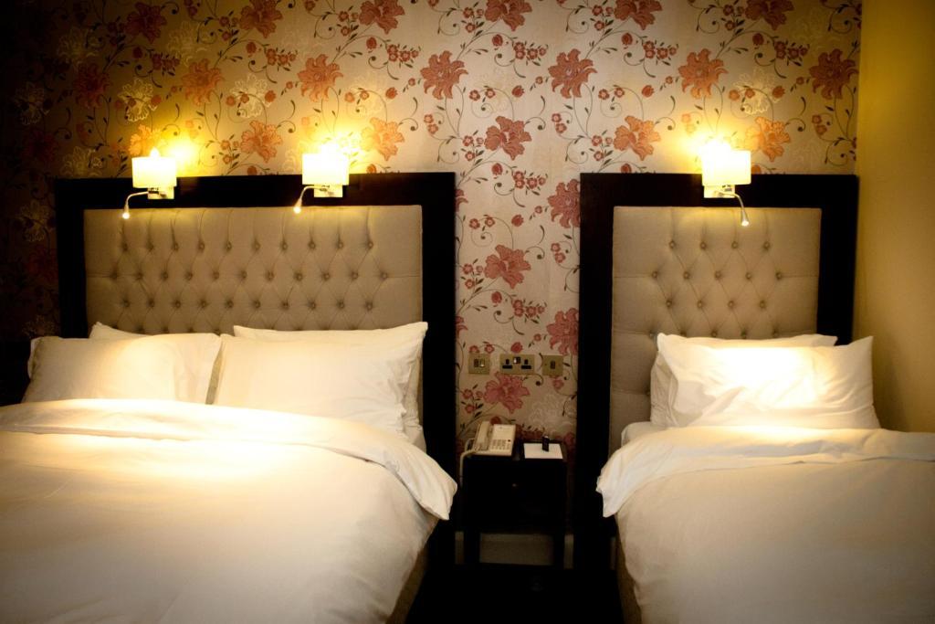 The Talbot Hotel Belmullet Habitación foto